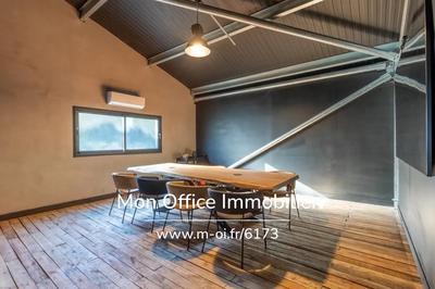 Local commercial - 400 m² - 8 pièces