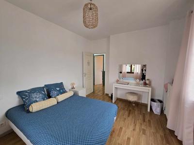 Appartement ancien - 102 m² - 4 pièces