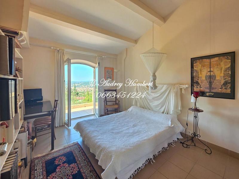 Maison - 136 m² - 5 pièces