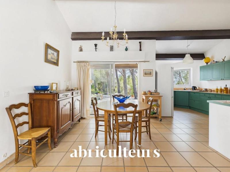 Maison ancienne - 256 m² - 8 pièces