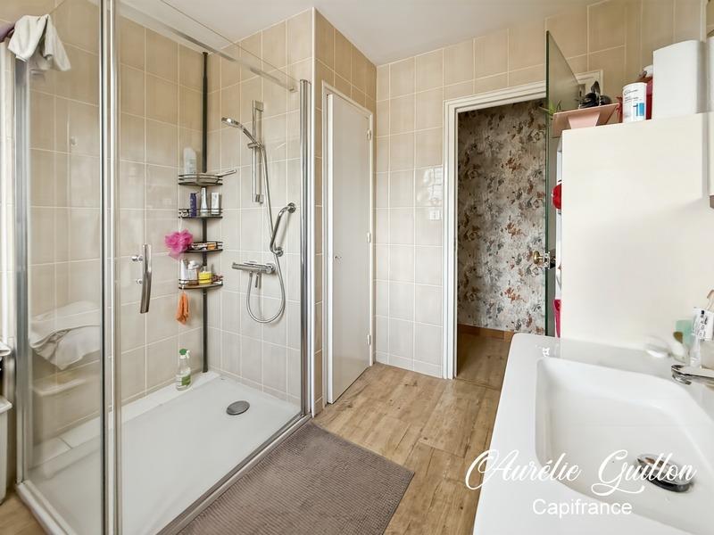 Maison - 152 m² - 7 pièces