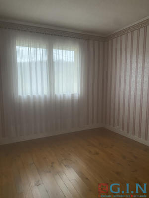 Maison - 106 m² - 6 pièces