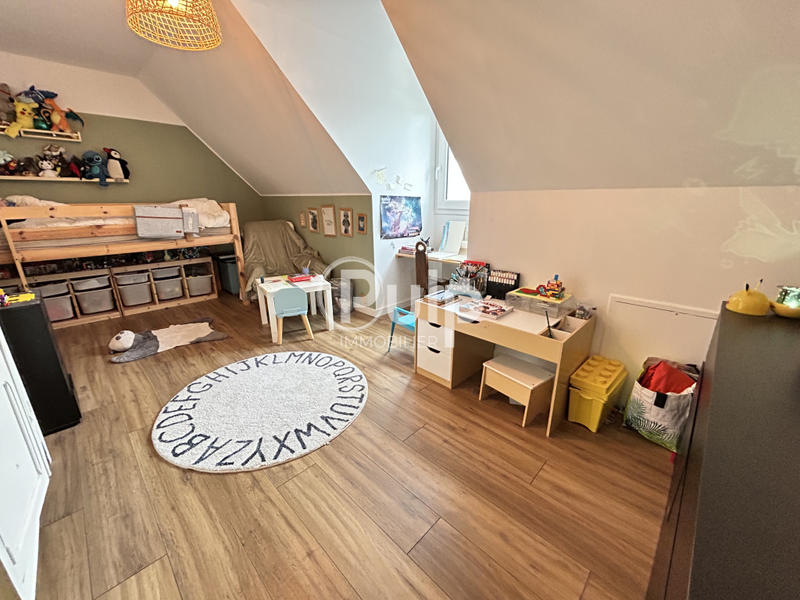 Pavillon - 125 m² - 6 pièces