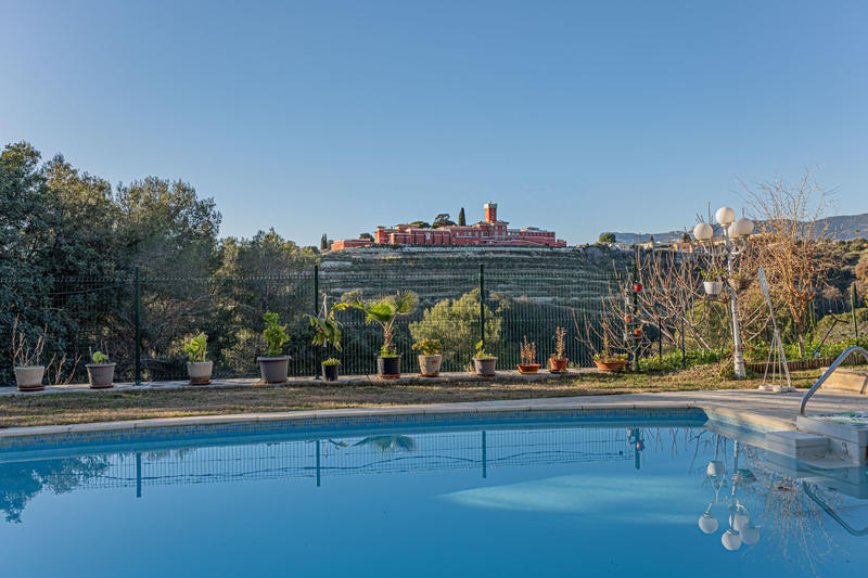 Maison - 141 m² - 5 pièces