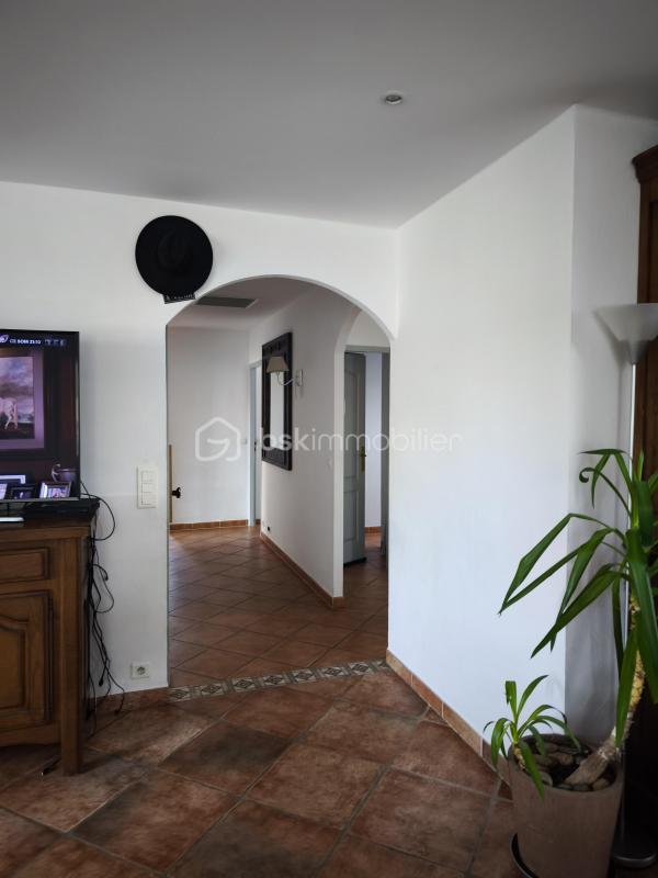 Maison traditionnelle - 200 m² - 7 pièces