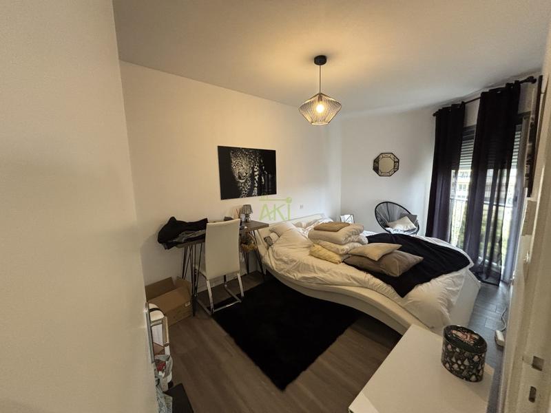 Appartement - 95 m² - 3 pièces