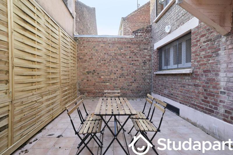 Chambre - 12 m² - 1 pièce