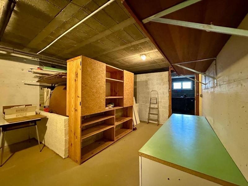 Maison - 213 m² - 7 pièces