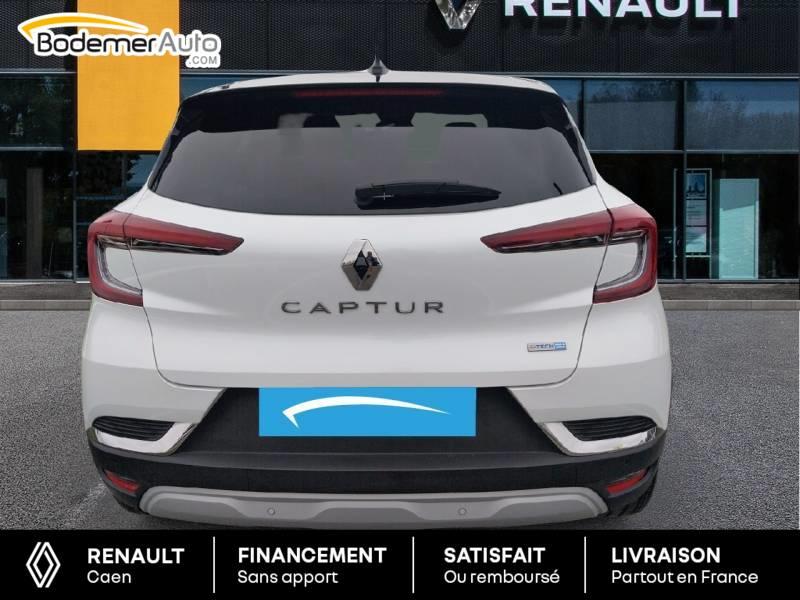Renault Captur E-Tech Plug-in 160 Intens