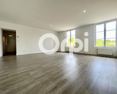 Appartement - 110 m² - 4 pièces