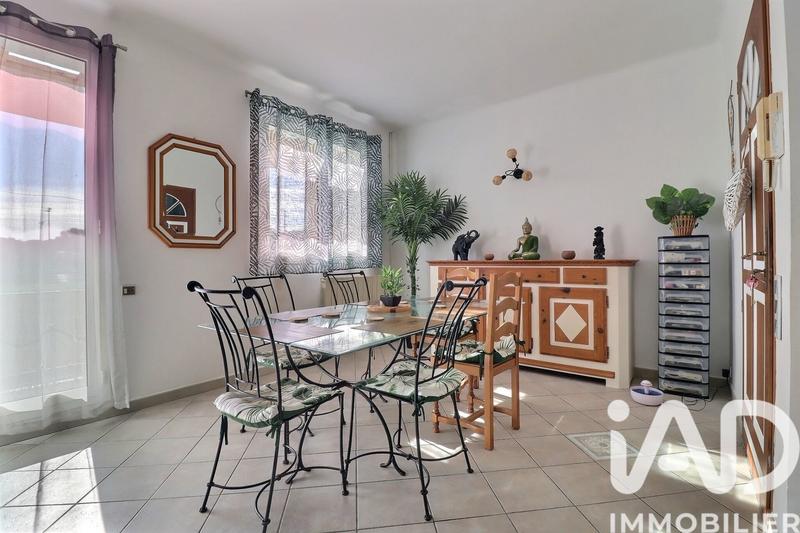 Appartement - 95 m² - 4 pièces