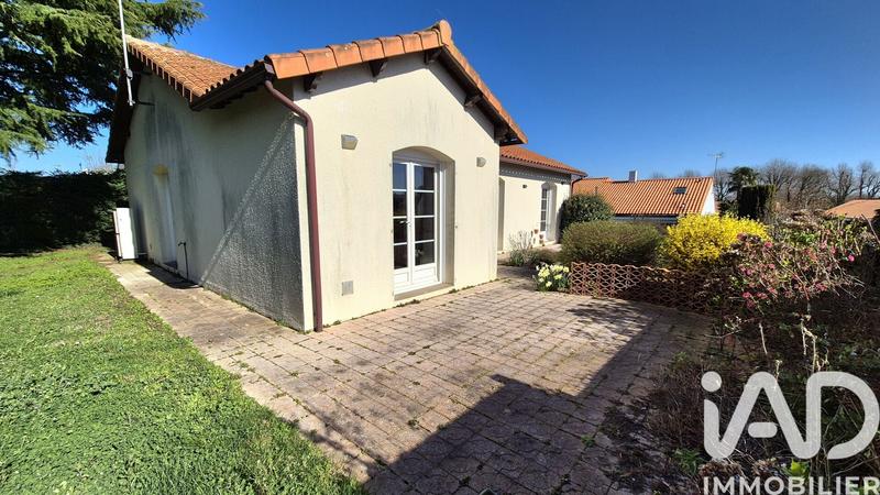 Maison - 94 m² - 5 pièces