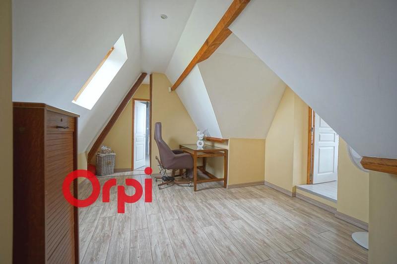 Maison - 163 m² - 7 pièces