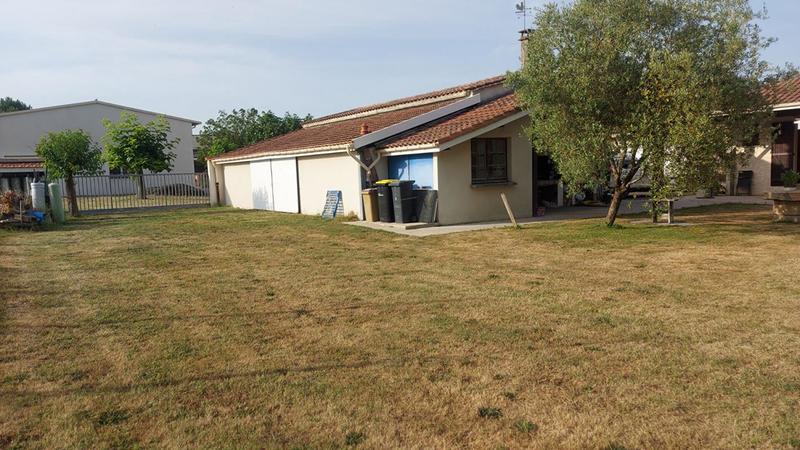 Maison - 1 149 m² - 6 pièces