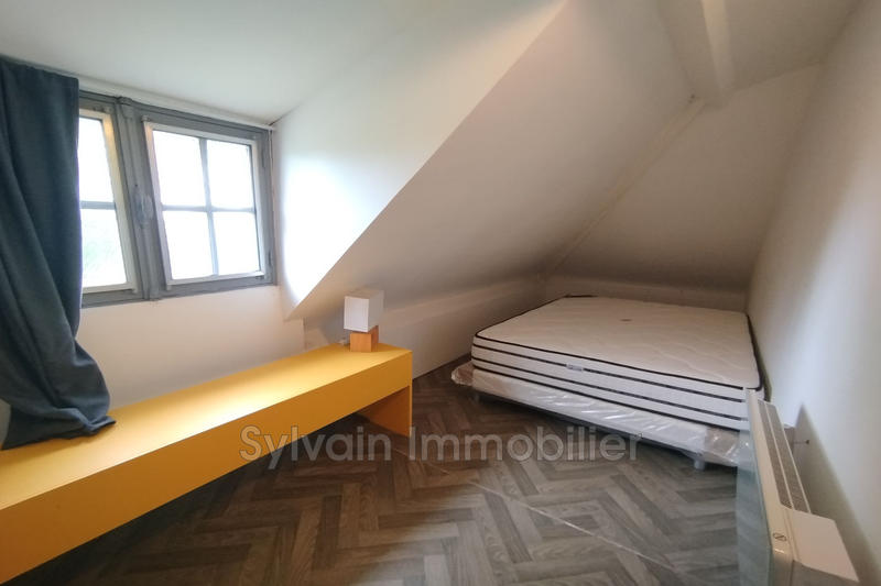 Maison - 220 m² - 9 pièces