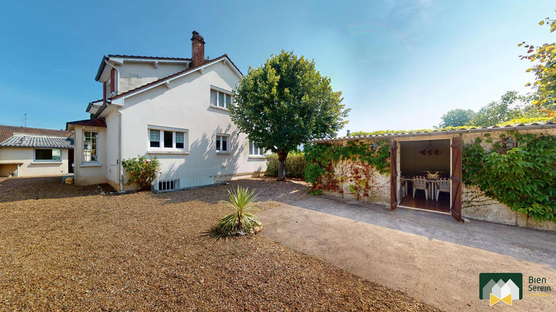 Maison - 129 m² - 8 pièces