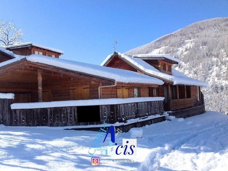 Maison - 105 m² - 6 pièces