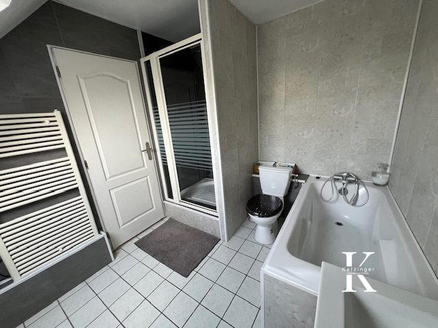 Maison - 147 m² - 6 pièces