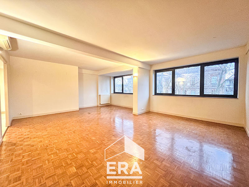 Appartement - 94 m² - 3 pièces