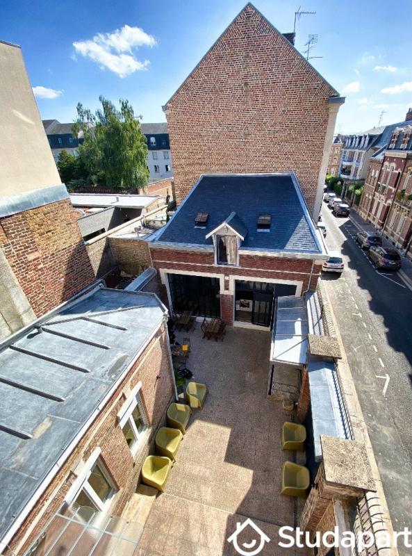 Maison - 300 m² - 1 pièce