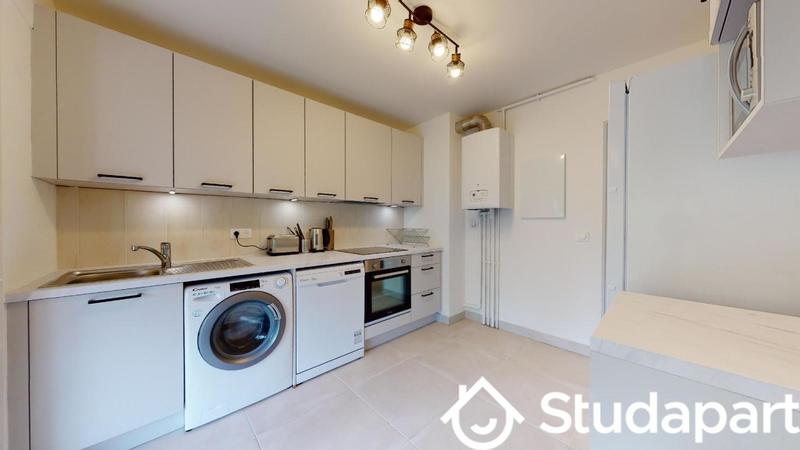 Chambre - 10 m² - 1 pièce