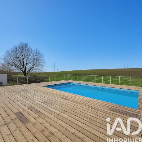 Maison - 200 m² - 7 pièces