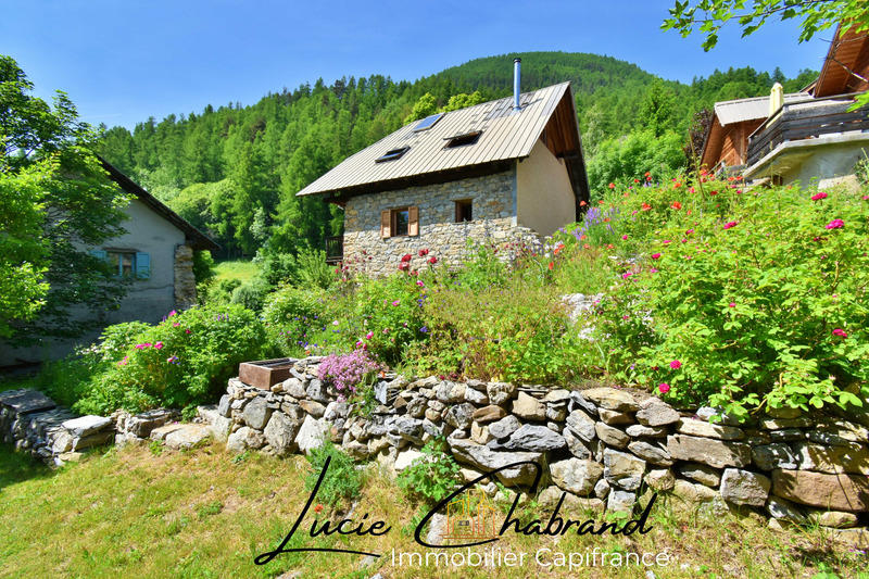 Maison - 127 m² - 10 pièces