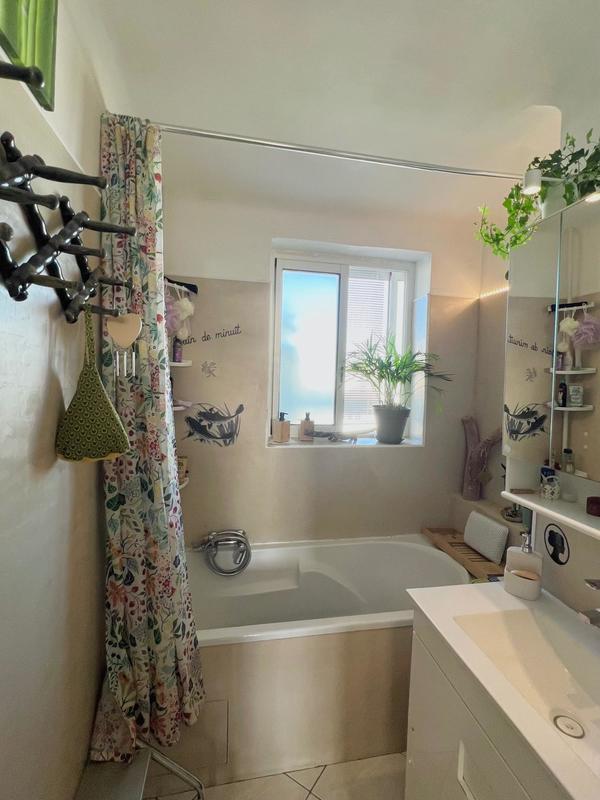 Appartement - 75 m² - 4 pièces