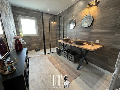 Maison - 153 m² - 4 pièces