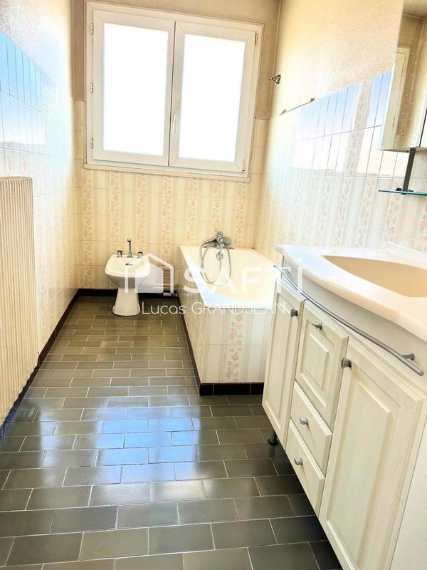 Maison de ville - 99 m² - 5 pièces