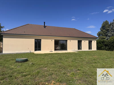 Maison - 102 m² - 4 pièces