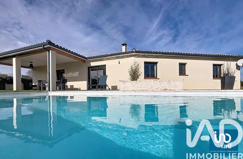 Maison - 136 m² - 8 pièces