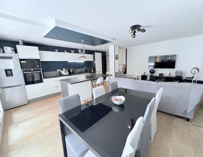 Appartement - 87 m² - 4 pièces