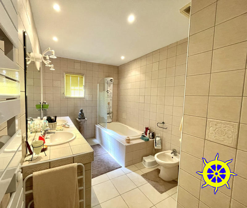 Maison - 135 m² - 4 pièces