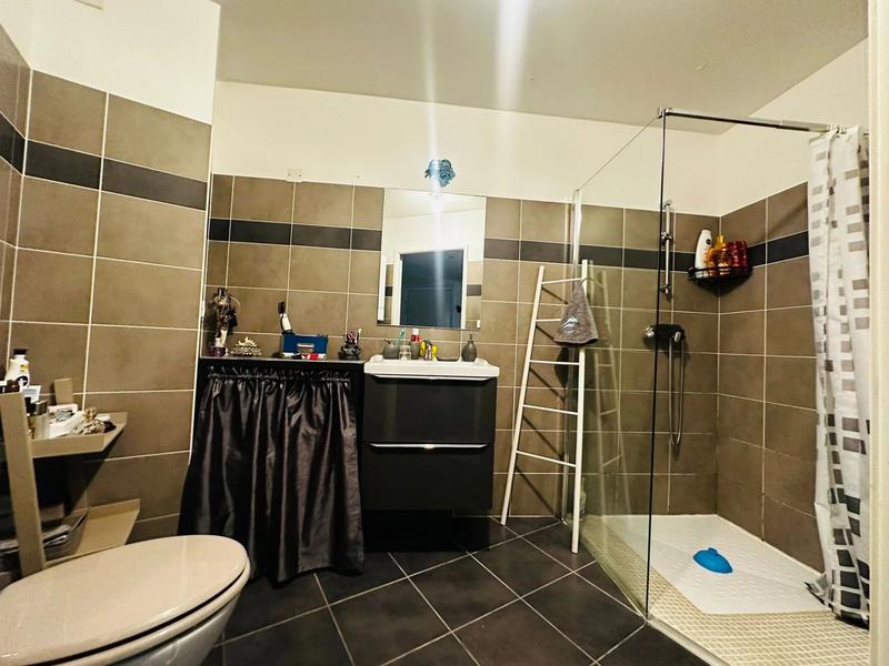 Appartement - 83 m² - 4 pièces