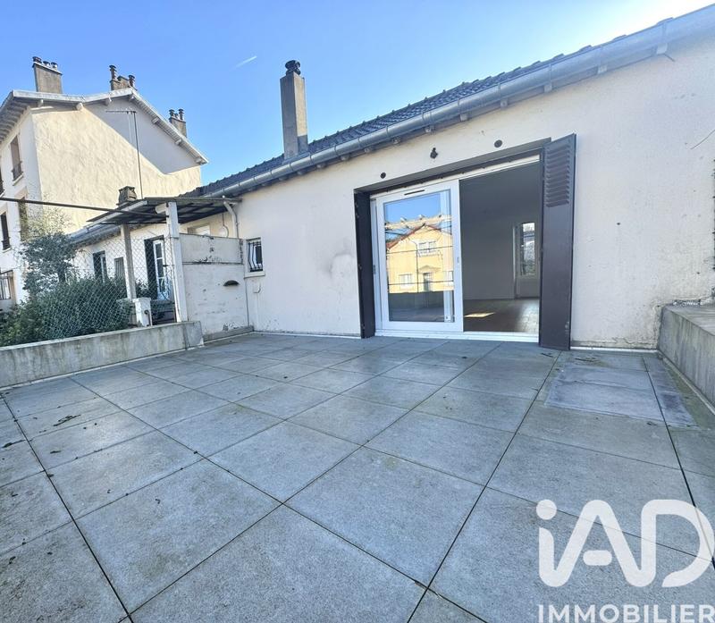 Appartement - 90 m² - 3 pièces