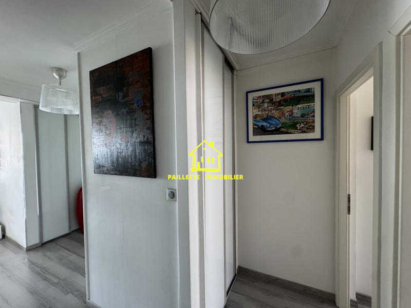 Appartement - 83 m² - 3 pièces