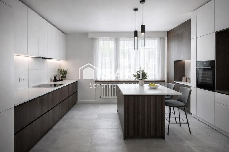 Maison - 226 m² - 7 pièces