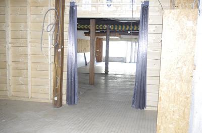 Local commercial - 300 m² - 4 pièces