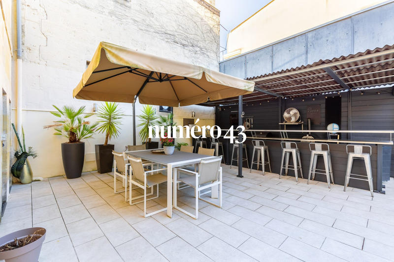 Maison - 284 m² - 7 pièces