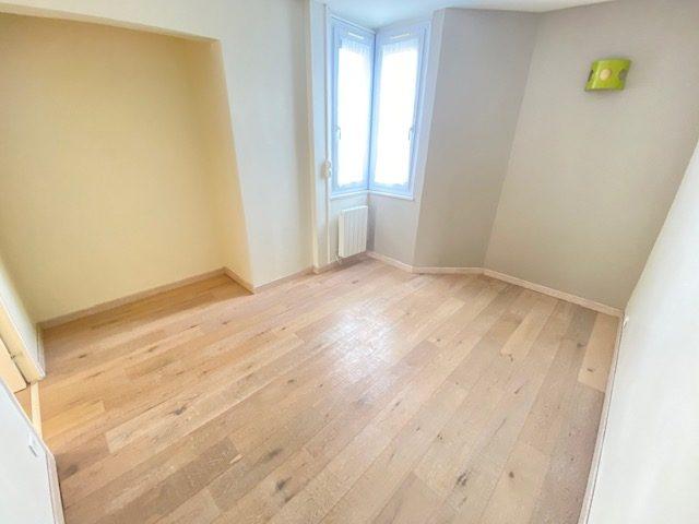 Appartement - 96 m² - 4 pièces