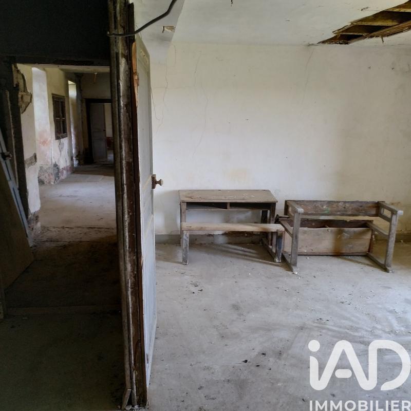 Maison de campagne - 360 m² - 2 pièces