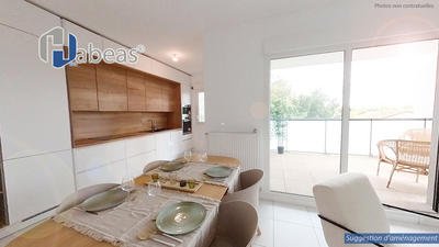 Appartement - 81 m² - 3 pièces