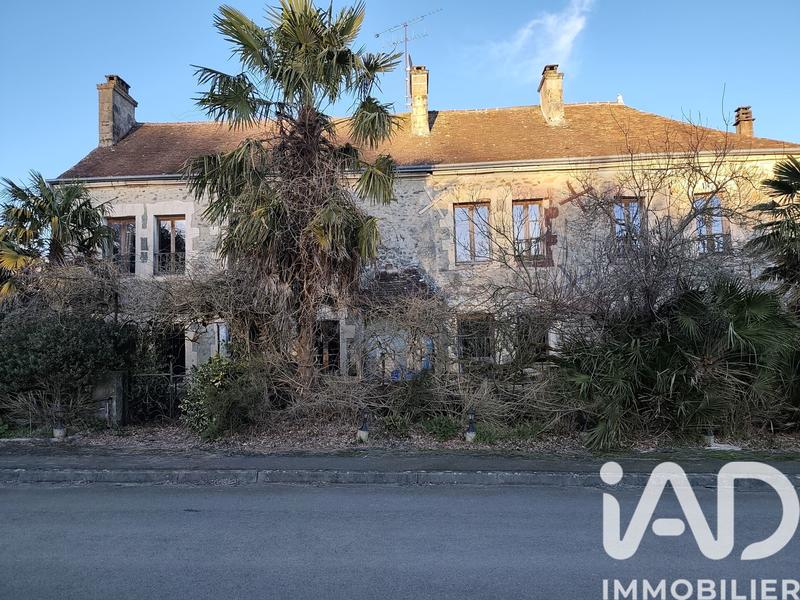 Maison - 260 m² - 10 pièces