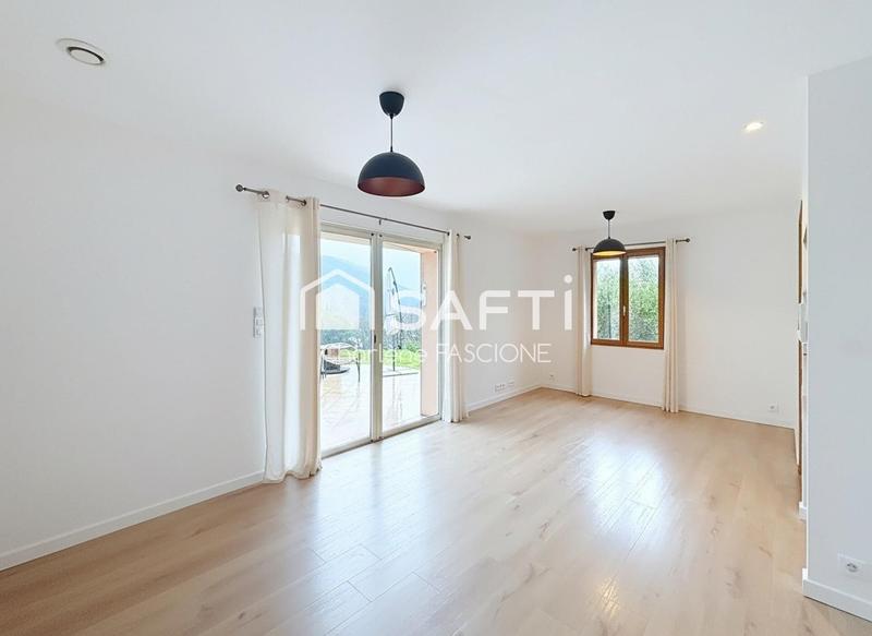 Maison - 63 m² - 3 pièces