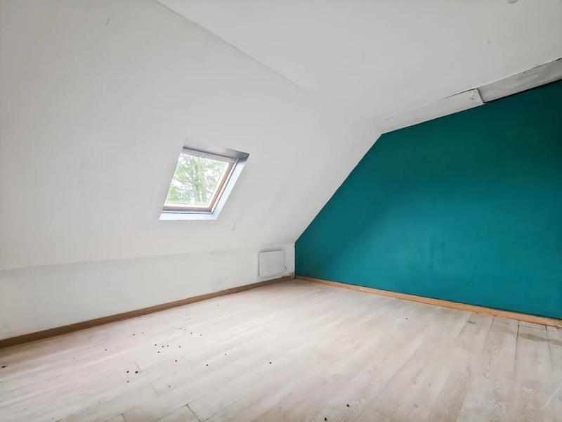 Appartement - 97 m² - 13 pièces