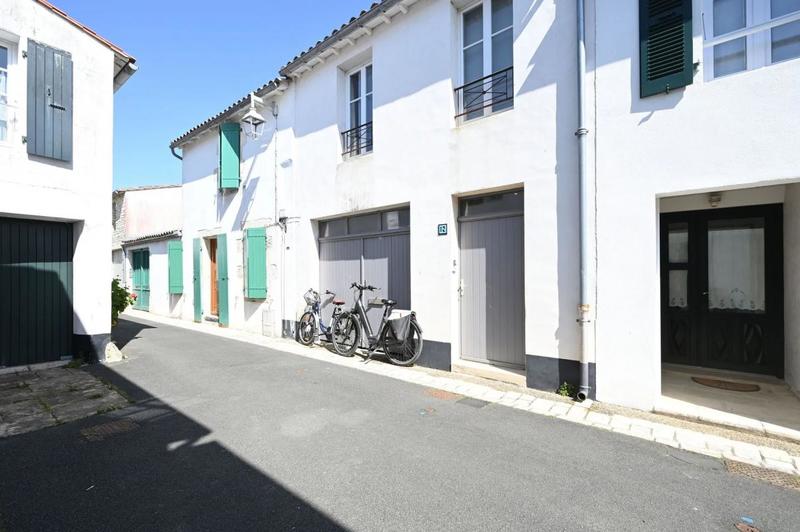 Maison de ville - 100 m² - 5 pièces