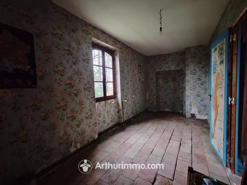 Maison - 208 m² - 5 pièces