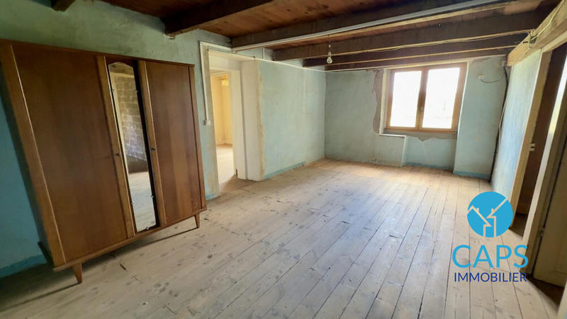 Maison traditionnelle - 140 m² - 7 pièces