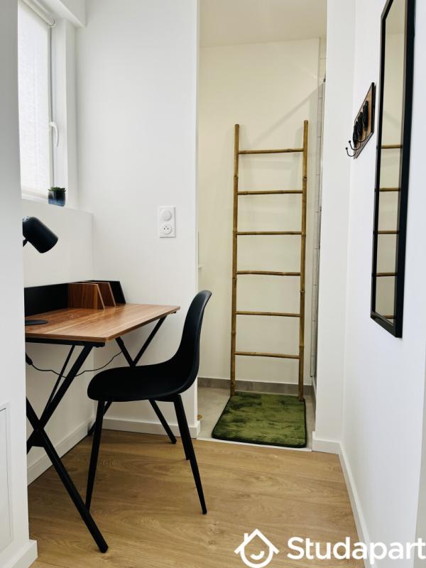 Chambre - 10 m² - 1 pièce